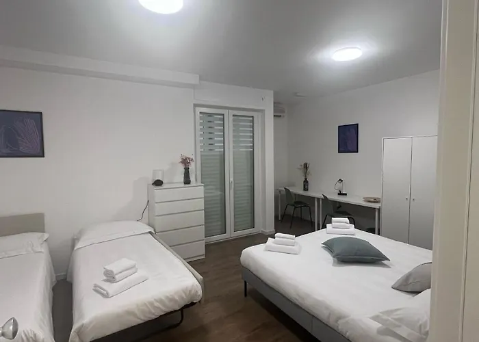 מלון דירות Biscardi 3*